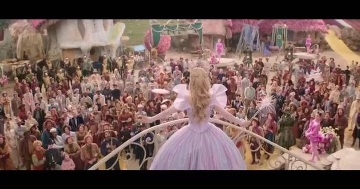 MOVIES: "WICKED'S" SINGING WIZARD