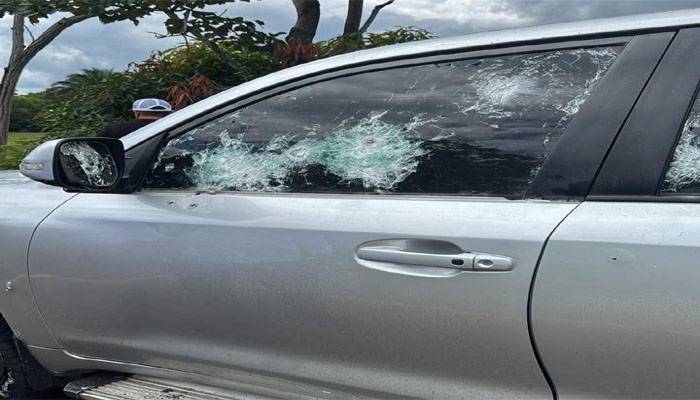 Atacan a tiros a caravana de gobernador colombiano