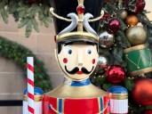 No sign of 8ft nutcracker stolen outside bar by thief caught on camera