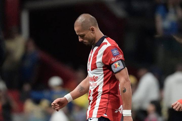 Chicharito muestra su lado más sensible y lanza un emotivo mensaje: Sabe que el final con Chivas se acerca