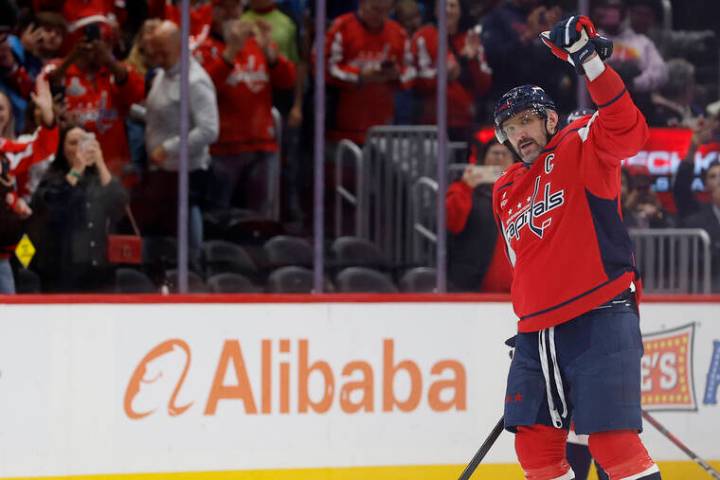 Capitals celebrate Alex Ovechkin’s 900th goal in blowout of Blues