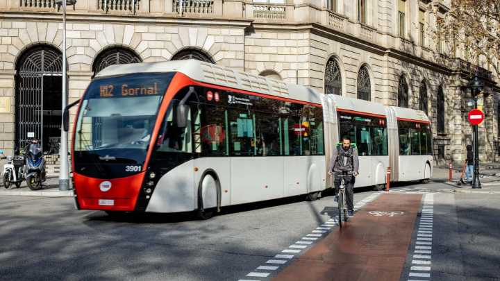 Barcelona se plantea instalar un radar en la Diagonal y ampliar aceras en Gran Via tras los dos atropellos mortales a dos menores
