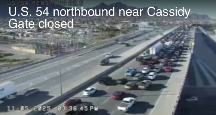 Siete personas heridas en aparatoso choque múltiple cerca de Fort Bliss