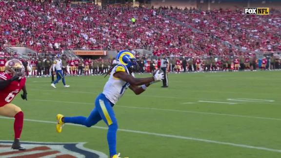 Matthew Stafford throws 4 TDs as Rams beat 49ers 42