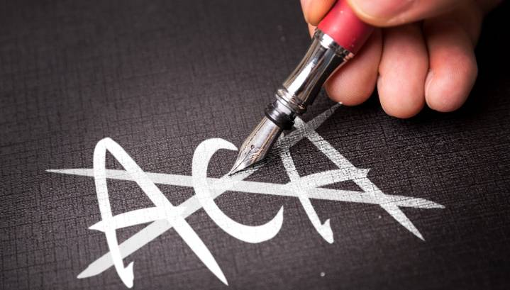 Trump afirma que prefiere no extender los subsidios de la Ley de Atención Médica Asequible