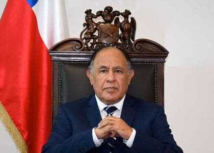 Corte Suprema abre sumario contra el ministro Diego Simpertigue: investigan vínculos con imputado del caso Muñeca Bielorrusa