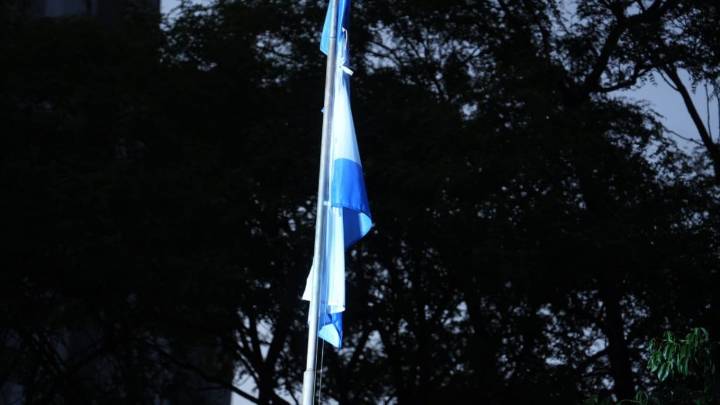 La ciudad de Santa Fe izó por primera vez su bandera en la previa de su 452° aniversario
