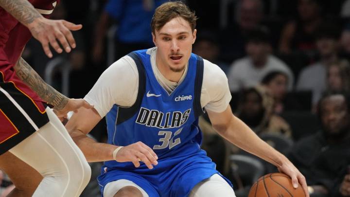 How No. 1 pick Cooper Flagg is handling a tough start to rookie season with the Mavericks