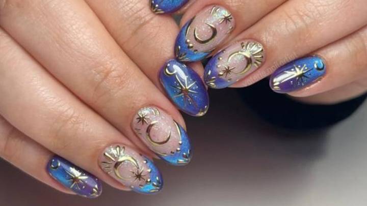 Lunas y estrellas: así son las uñas más bonitas y elegantes para la temporada navideña