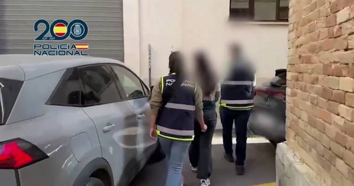 España detiene a chilena prófuga; lavó 138 millones de dólares del Tren de Aragua