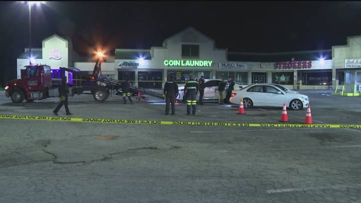 2 suffer 'critical injuries' after shooting outside strip club in DeKalb Co.
