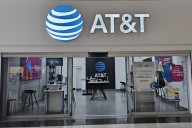 AT&T frena su expansión 5G en México: los altos costos del espectro le impiden mejorar su cobertura y tarifas