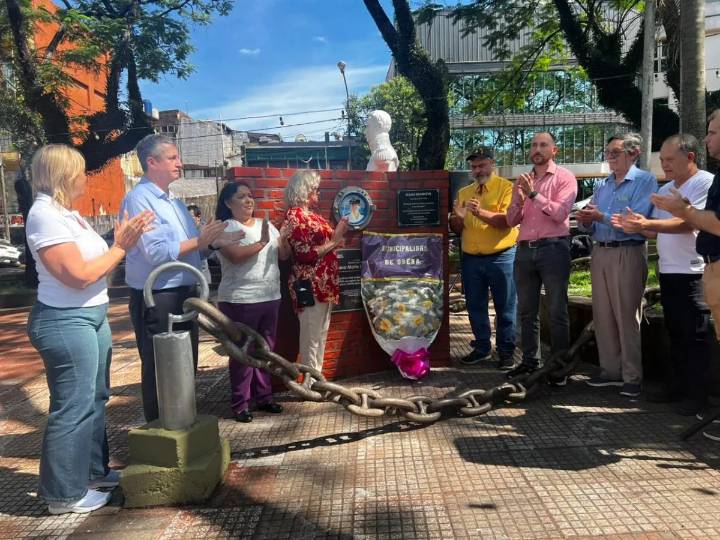 Sentido homenaje a Eliana Krawczyk en el octavo aniversario del hundimiento del ARA San Juan