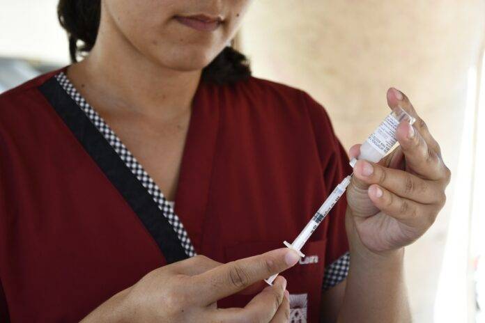 Postas de Vacunación UNNE: acompañamiento sanitario para los ingresantes