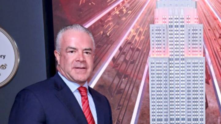 La fiscalía de México investiga por presunta delincuencia organizada y otros delitos a Raúl Rocha, condueño de Miss Universo