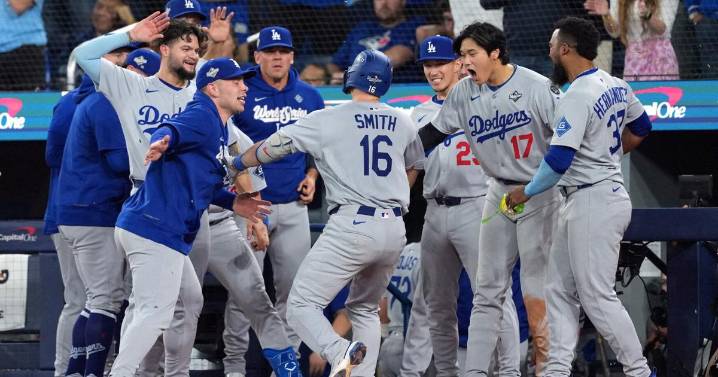 Dodgers rally to beat Blue Jays, repeat as World Series champions