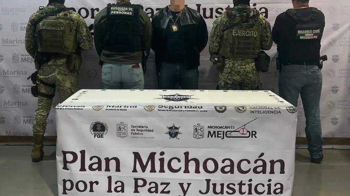 Detienen a presunto ladrón de tiendas OXXO en Morelia