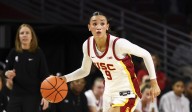 Londynn Jones, Jazzy Davidson help USC women overwhelm Tennessee Tech