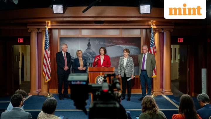 US shutdown deal near? Less flight delays, SNAP benefit, paycheques could return