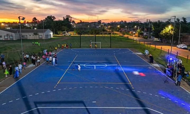 Santo Tomé inauguró el renovado playón deportivo del CIC 1