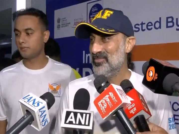 Air Chief Marshal AP Singh flags off Sekhon IAF Marathon 2025