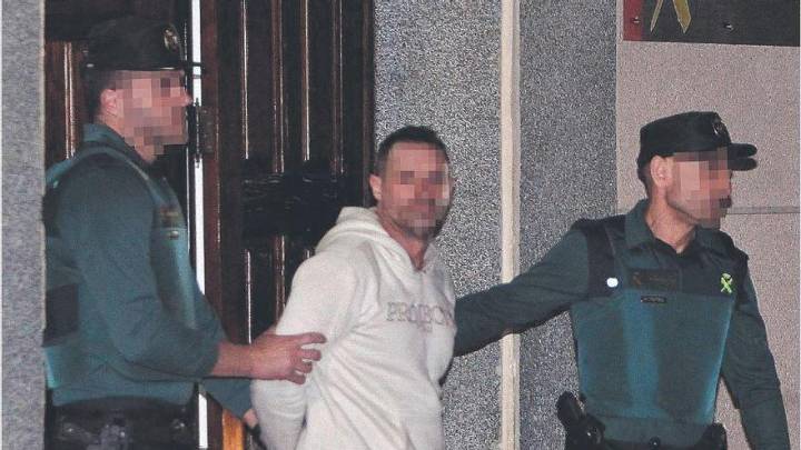 La Fiscalía pide 31 años al acusado de asesinar a su pareja de 22 puñaladas en l’Alfàs del Pi