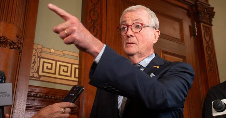 Murphy commutes sentences for 19, including Camden County siblings