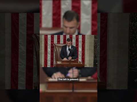 #BREAKING: House passes funding bill clearing way for government to reopen after historic shutdown