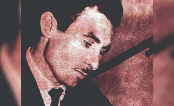 "Un vermut con la historia": homenaje a Roberto Cambaré en el Café Miravalles