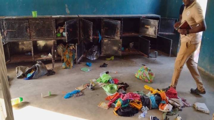 215 School Students, 12 Teachers Kidnapped From Nigeria's School World News