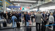 How many flights delayed at O'Hare, Midway? Report ranks most on