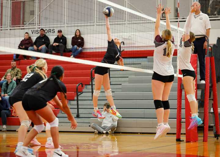 Fayetteville-Manlius girls volleyball season comes to an end in Class AA subregionals