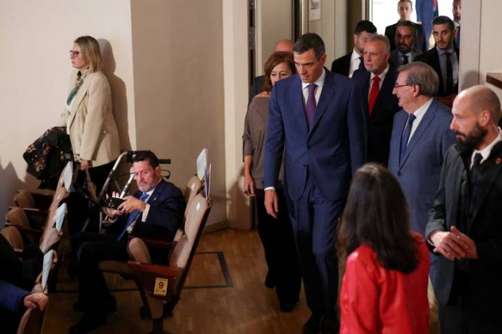 Far-right uptick in Spain raises spectre of Franco 50 years after his death