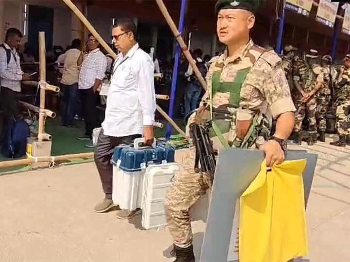 Bihar elections: Polling parties dispatched ahead of second phase