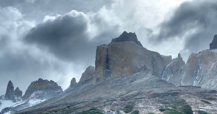 Director regional de Conaf confirma ausencia de guardaparques en sector de Torres del Paine donde murieron 5 turistas