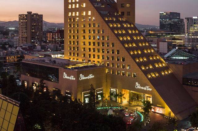 Celebra diez años el Palacio de los Palacios