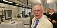 Murió James Watson, descubridor de la estructura del ADN y Premio Nobel de Medicina