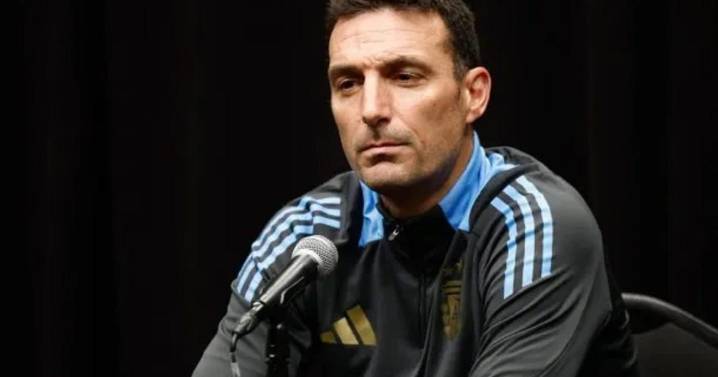 La inesperada decisión de Scaloni que cambia los planes de la Selección Argentina