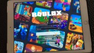 Roblox comienza a requerir selfies verificadas con una identificación oficial para usar la función de chat