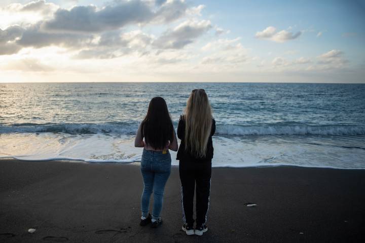 Crackdowns at the beach heighten Syrian women’s fears for their freedoms