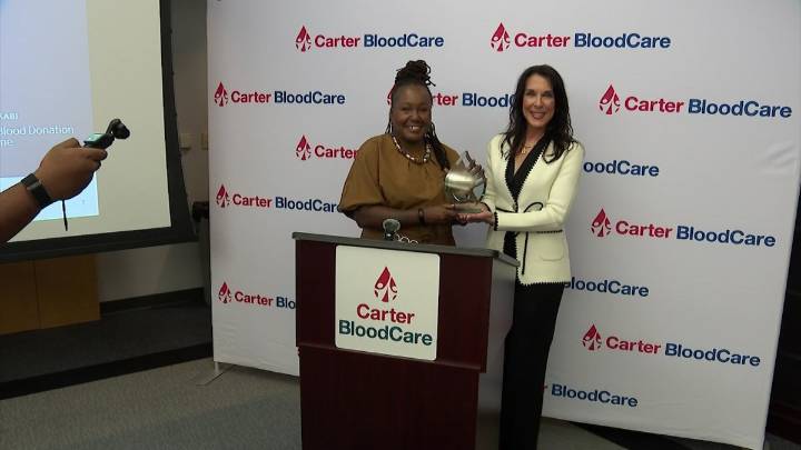 Arlington mom inducted into National Blood Donor Hall of Fame