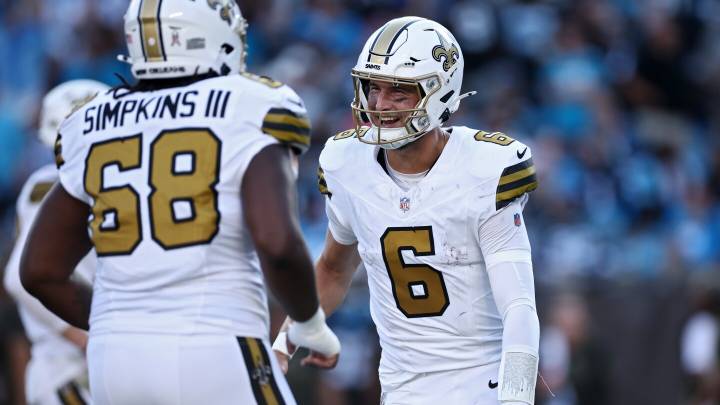 Saints beat Panthers 17-7 for their first win with Tyler Shough