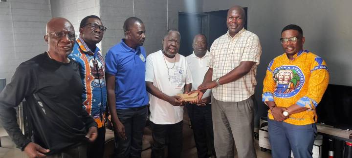 CMA Donates K1 Million to Music Legend Sir Paul Banda