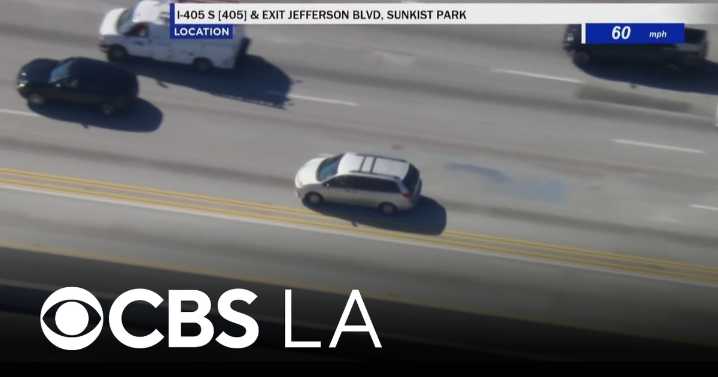 Southern California pursuit suspect surrenders after crossing border into Mexico