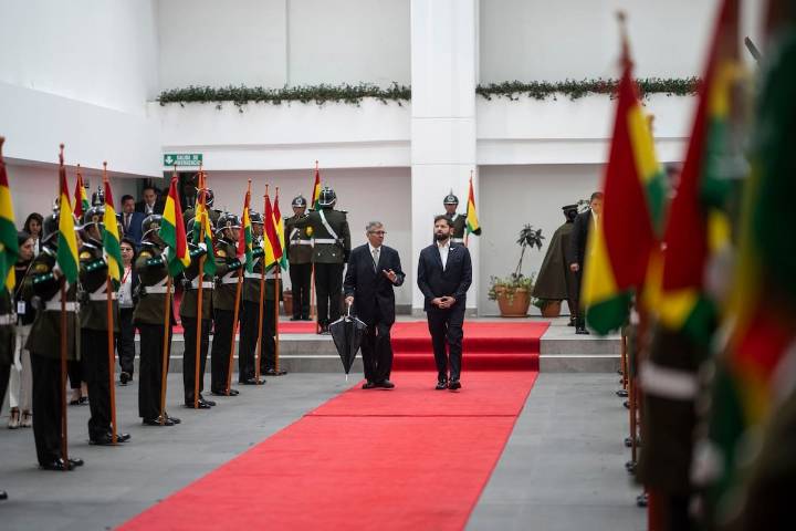 Presidente Boric tras participar en el cambio de mando en Bolivia: “Espero que las relaciones entre nuestros países se sigan fortaleciendo”
