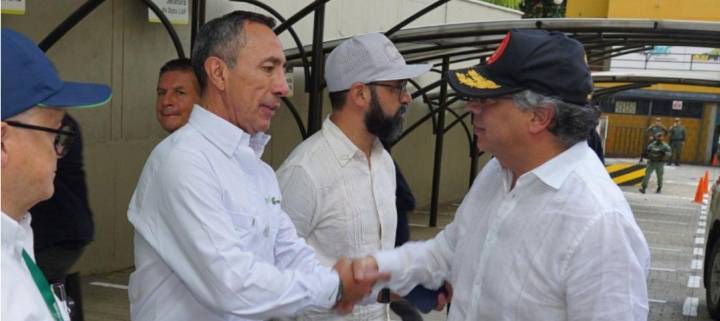 Petro exige acciones a Ricardo Roa tras alertas de presunto enriquecimiento ilícito en Ecopetrol