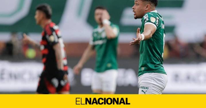 VÍDEO | Uno de los fallos del año: Vitor Roque envía a las nubes la esperanza de la Libertadores