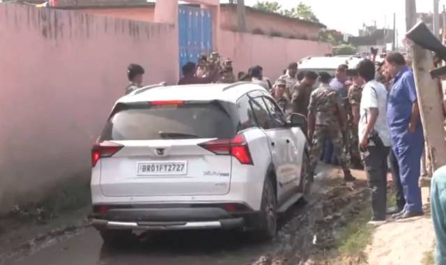 Slippers Hurled, Stones Pelted at Bihar Deputy CM’s Convoy