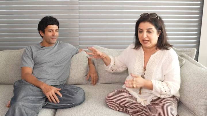 'Sharam Nahi Aati': When Javed Akhtar Schooled Farhan Akhtar After His College Admission Fail