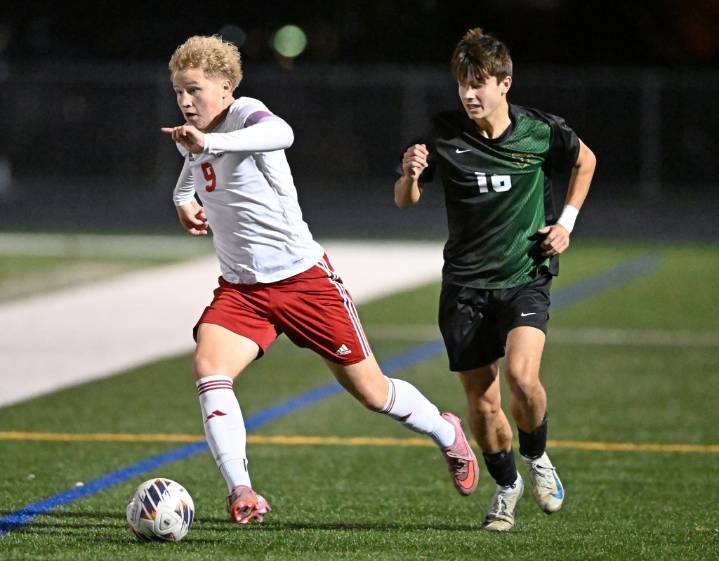 Matthew Lipp is Aurora-Elgin boys soccer player of year